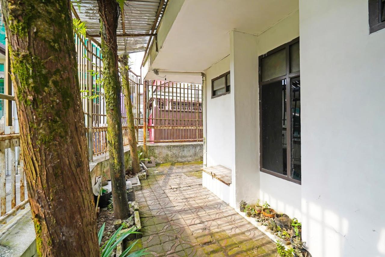 Spot On 91723 Sony Homestay Syariah Сукабуми Экстерьер фото